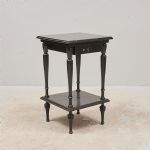 1589 3095 BEDSIDE TABLE